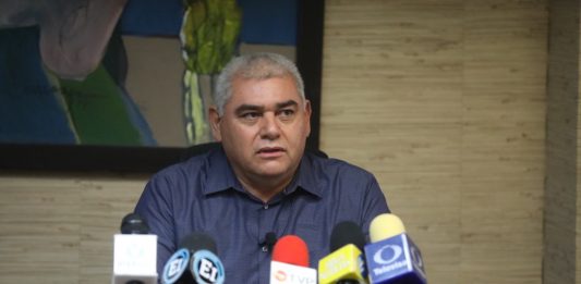 Amplían beneficios durante el Buen Mes de Gobierno de Sinaloa en trámites vehiculares