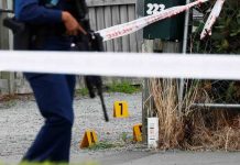 Deja tres muertos tiroteo en un boliche de Rockford, Illinois