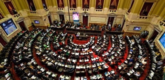 Argentina aprueba ley de acceso a la interrupción del embarazo voluntario