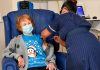 Una mujer de 90 años, la primera persona en recibir la vacuna de Pfizer contra el coronavirus tras los ensayos