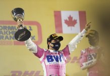Checo Pérez confirmó que correrá con Red Bull Racing en 2021: “Estoy feliz”