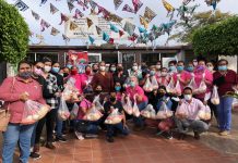 DIF Escuinapa reparte doscientas cenas navideñas.