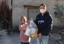 Alcalde Soto Grave entrega 800 apoyos invernales a familias de la cabecera municipal.