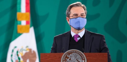 Casi 30 millones y medio de estudiantes regresan hoy a clases a distancia y presencial