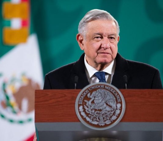 AMLO critica a Zuckerberg por suspensión de cuentas de Trump; «lo sentí con prepotencia»