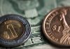 Peso pierde por segundo día ante fortalecimiento global del dólar