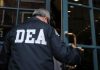 Destapan casos de borracheras, sexo y compadrazgos en la DEA