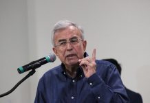 “Estamos absolutamente en la lucha de las mujeres”: Rubén Rocha Moya