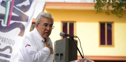 Pobreza en la sierra se abatirá con su riqueza natural: Rubén Rocha Moya