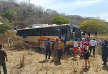 Se accidenta camión de la ruta El Quelite:16 lesionados