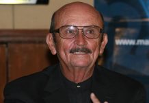 Fallece el cantautor mexicano Sergio Esquivel