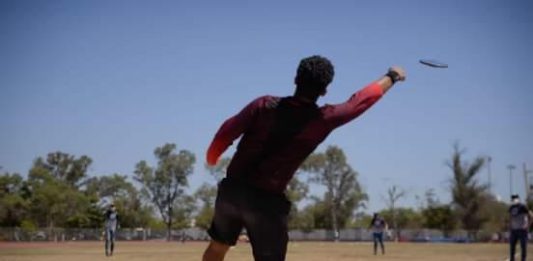 Obtienen escuinapenses medallas de oro en pruebas de disco y atletismo.