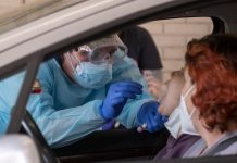 Los vacunados y los curados de la covid pueden transmitir el coronavirus aunque no tengan síntomas