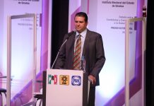 Amplía Mario Zamora su ventaja sobre Rocha