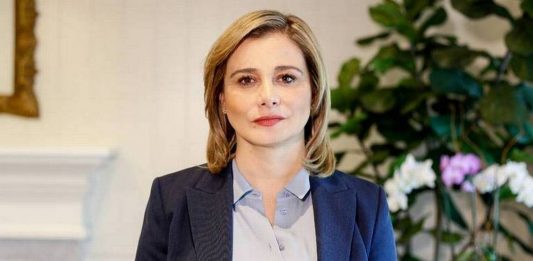 ‘Maru Campos’, virtual ganadora de elección en Chihuahua