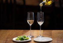 Estos son los beneficios de tomar tequila, el destilado insignia mexicano