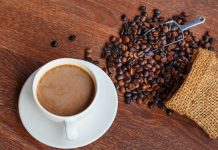 Café podría reducir probabilidad de contagio de COVID, según estudio