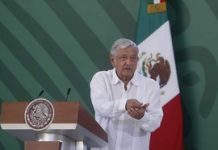 AMLO dice que tercera ola de covid-19 es menos dañina y descarta cierres