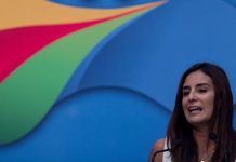 Paola Espinosa cuestiona resultado de clavadistas en JO y recibe críticas de atletas