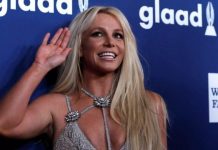 El padre de Britney Spears renuncia a ser su tutor legal tras 13 años