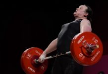 Laurel Hubbard, primera atleta transgénero de Juegos Olímpicos, fue eliminada sin marca