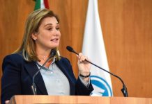 Maru Campos, gobernadora electa de Chihuahua, ingresa al hospital por covid-19