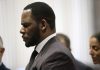 El cantante R. Kelly, declarado culpable de abuso y tráfico sexual y crimen organizado por un tribunal de Nueva York