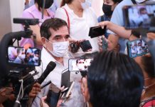 Es urgente se acelere la vacunación de niños y jóvenes.