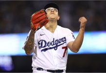 Julio Urías lanza hacia su consolidación