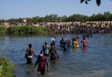 Biden promete poner bajo control situación de migrantes en la frontera