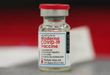 Moderna va por tercera dosis contra COVID: panel de la FDA la palomea