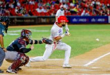 VENADOS DE MAZATLÁN DEBUTA EN CASA CON EMOCIONANTE TRIUNFO