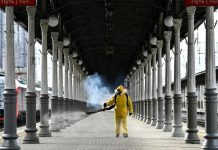 Putin anuncia semana no laboral ante récord de muertes por covid-19 en Rusia