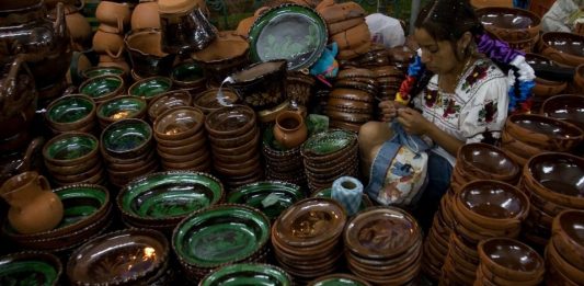 Alerta por riesgo de intoxicación en niños por alfarería vidriada con plomo