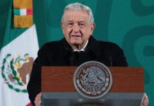 AMLO acusa a los de ‘arriba’ de España de actuar como Hernán Cortés