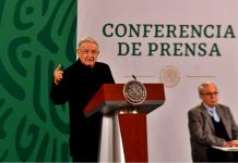 Advierte AMLO que exhibirá a congresistas de EU que no aprueben legalización de migrantes mexicanos