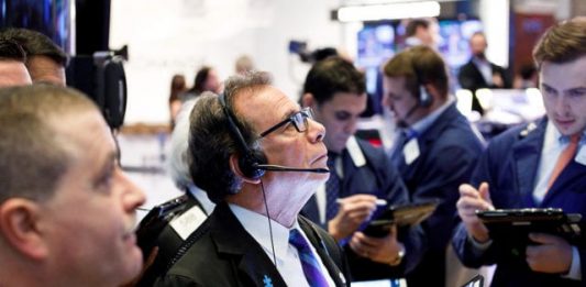 Wall Street cae por el temor a nueva variante Omicrom de Covid-19