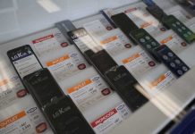 ¿Quieres comprar un celular en el Buen Fin? Profeco te dice dónde está más barato