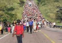 Caravana migrante cambia de ruta; se dirige a Oaxaca