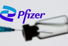 Pfizer asegura que podría tener en 100 días una nueva vacuna contra la variante Ómicron