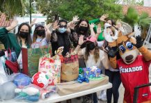Jugadores del Club Venados de Mazatlán, en compañía de sus esposas y familia, se convirtieron en “Santa Clous” para llevar alegría al Hogar San Jablo.