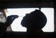 EU confirma primer caso de variante Ómicron