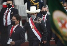 AMLO envía apoyo a Pedro Castillo por intento de destitución en Perú