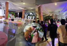 Invitados no asisten a quinceañera, lo publican en redes sociales y se vuelve viral