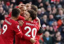 Liverpool golea y es segundo en la Liga Premier