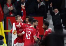 Manchester United avanza con sufrimiento en la FA Cup
