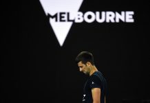 Detienen a Novak Djokovic en Australia