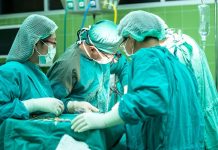 Niegan trasplante de corazón a hombre que no quiere vacunarse contra Covid