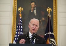 Biden envía mensaje a estadounidenses en Ucrania: «Sería sabio abandonar el país ahora»