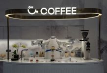 PARA EL CAFÉ Y LA LIMPIEZA: ASÍ TRABAJAN LOS ROBOTS EN LOS JUEGOS OLÍMPICOS DE BEIJING 2022